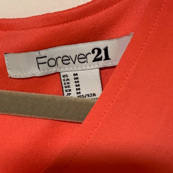 ⭐2/$20 Forever 21 | Women's Bright Pink Evening Cocktail Dress Size Medium - Picture 2 of 7